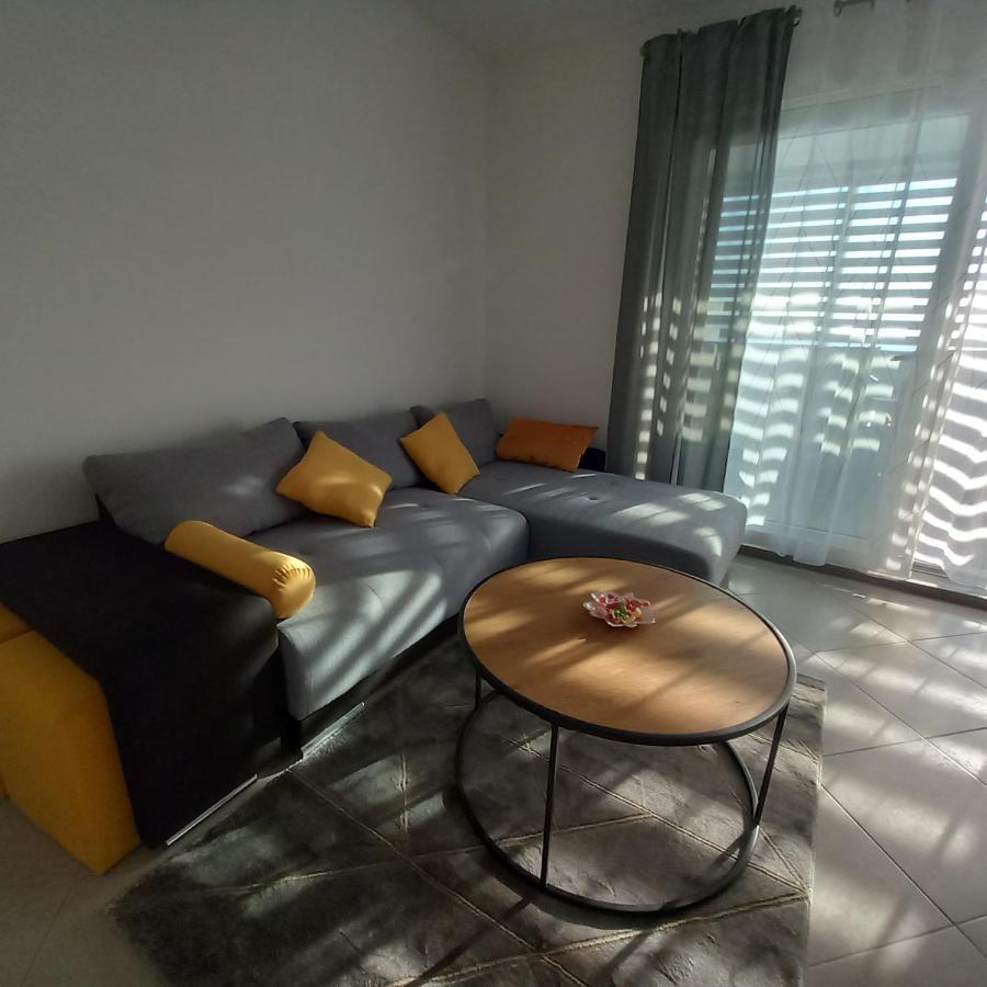 Appartamento Apartman Nehaj Senj  Esterno foto