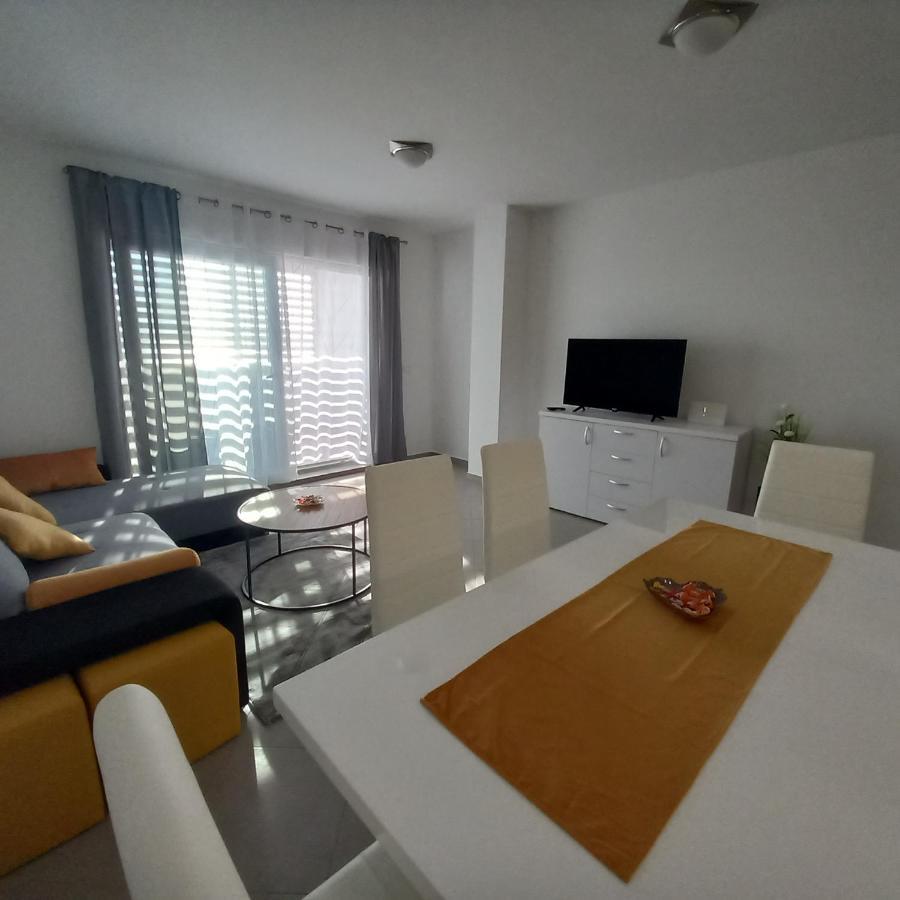 Appartamento Apartman Nehaj Senj  Esterno foto