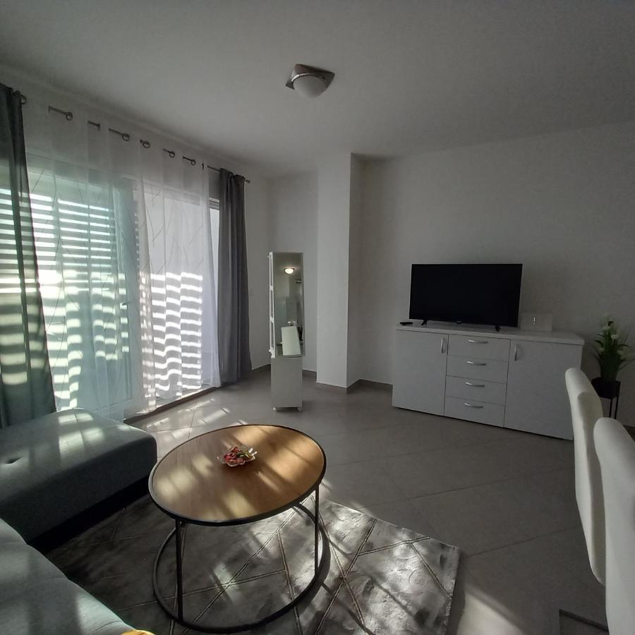Appartamento Apartman Nehaj Senj  Esterno foto